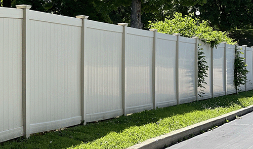 vinyl fence img